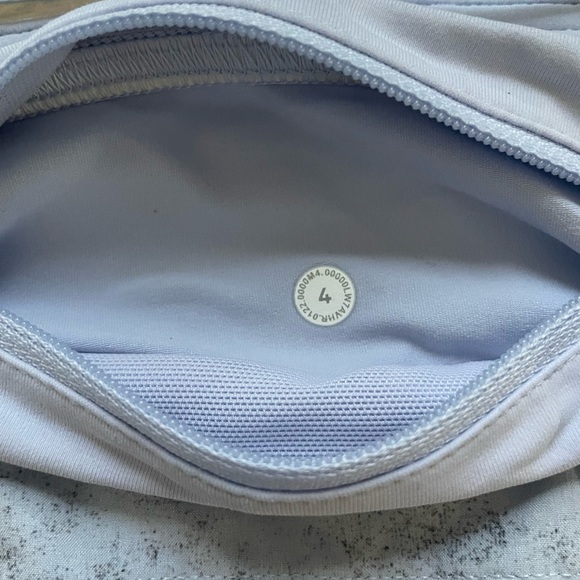 Lululemon Speed Up Low-Rise Lined Short 2.5" - Picture 6 of 10